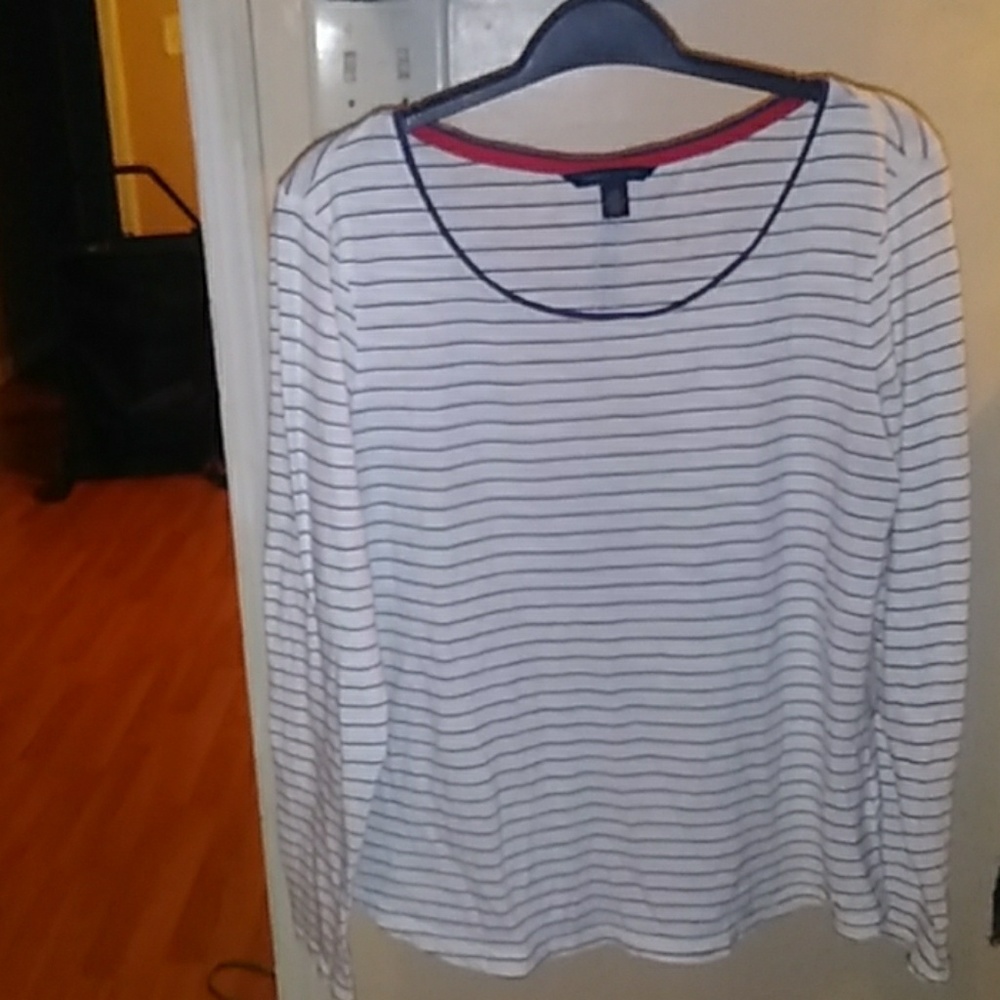 Large Tommy Hilfiger Shirt